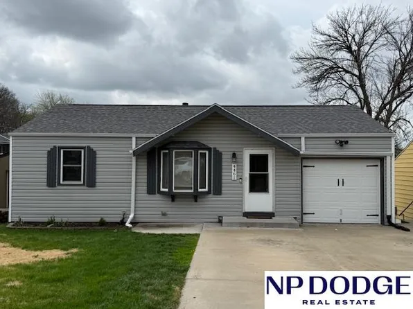 4461 Dayton St, Omaha, NE 68107