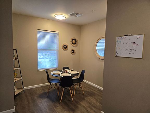 3rd image of 1325 Chelsea Ave APT 310