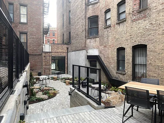 Rented by Tourma Realty LLC | media 21