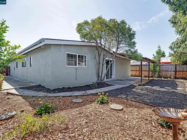 107 De Normandie Way, Martinez, CA 94553