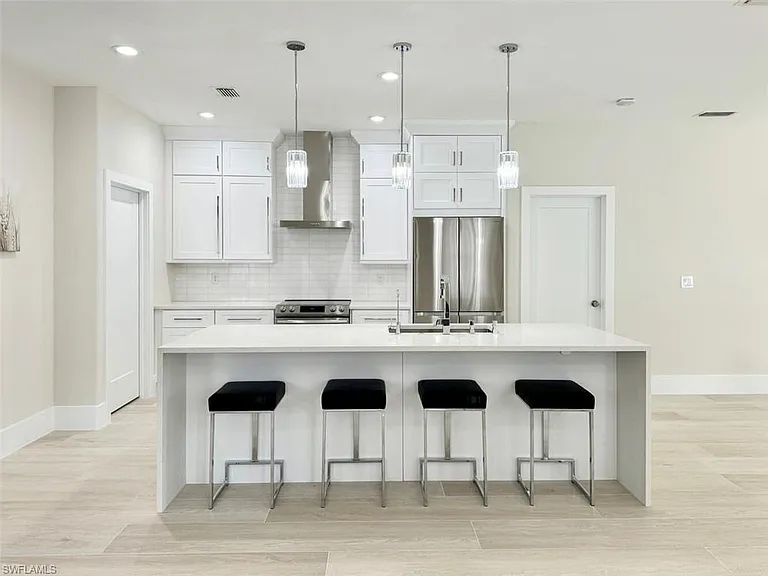 8260 Laurel Lakes Blvd — Photo 10