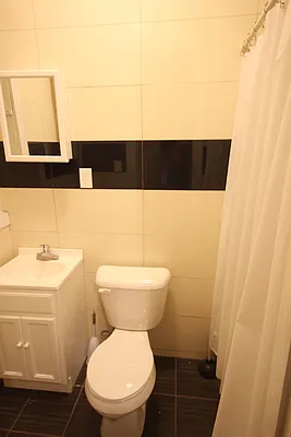 Rented by Nooklyn NYC LLC | media 25