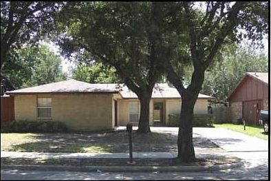 2nd image of 2621 Santa Anna Dr