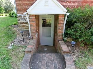 568 Smithfield Ln, Berryville, VA 22611