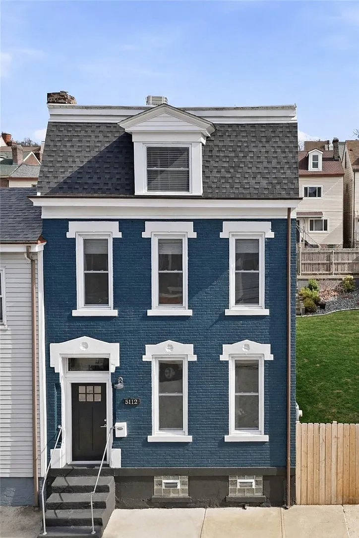 5112 Carnegie St photo 1