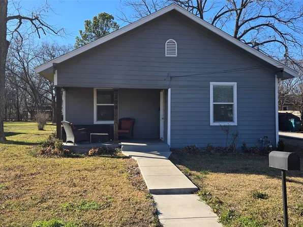 809 S Wine St, Gainesville, TX 76240