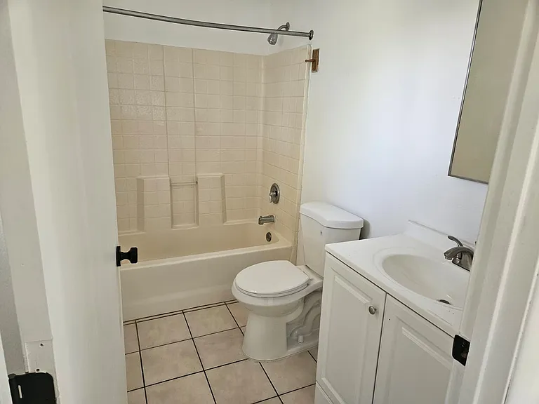 5064 S 17th Ave #2 — Photo 6
