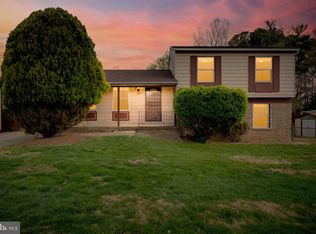 7500 Willow Hill Dr, Landover, MD 20785