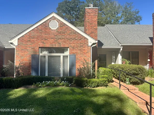 130 Woodland Ridge Dr, McComb, MS 39648