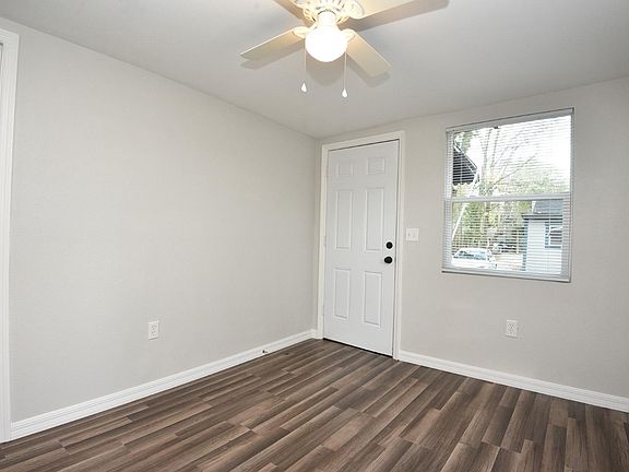 3rd image of 2614 Kilgore St