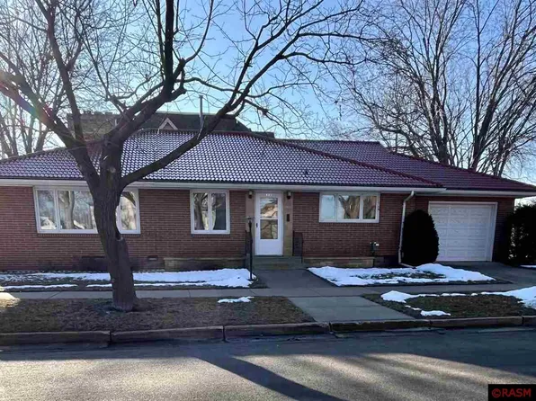 527 N Minnesota St, New Ulm, MN 56073