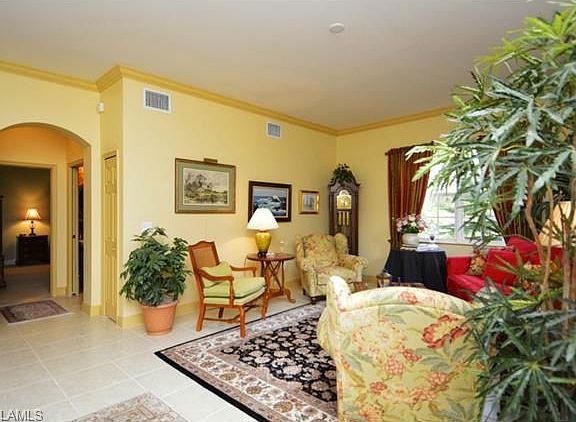 2nd image of 13953 Avon Park Cir