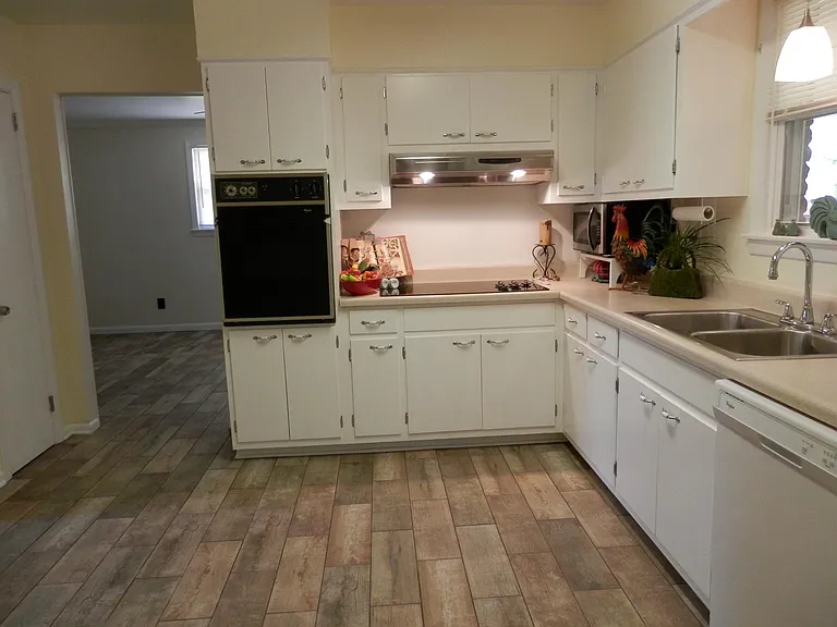 6519 Janice St NW — Photo 7