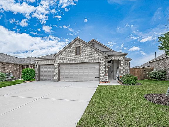 4th image of 1214 Red Hills Dr