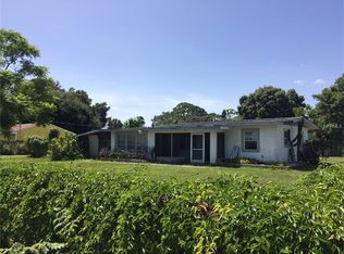 213 Pecan Ln, Nokomis, FL 34275