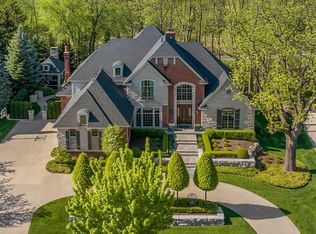 3636 Thatcher Ct, Rochester Hills, MI 48309