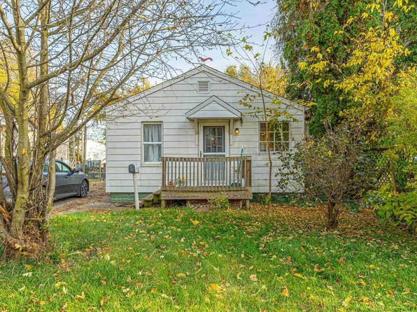 1010 N Logan St, Lincoln, IL 62656