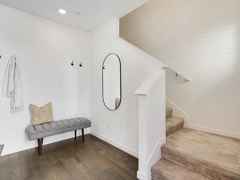 5816 Cadence Ave — Photo 9