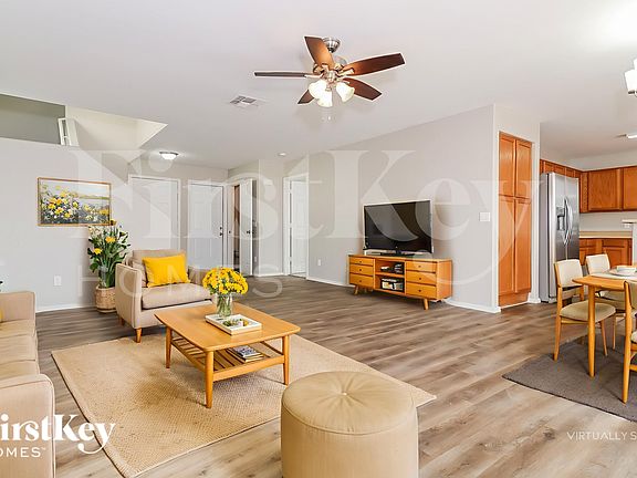 3rd image of 12214 W Flores Dr