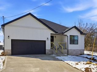 3292 Bracktown Rd, Lexington, KY 40511