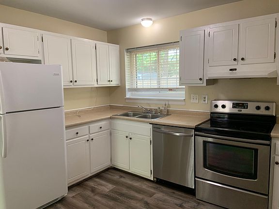 Kitchen has new appliances