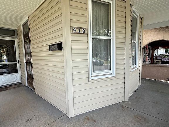 4th image of 419 Williams Ave