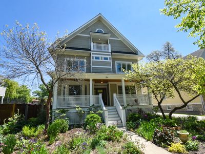 534 N Marion St, Oak Park, IL, 60302