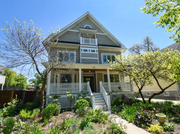 534 N Marion St, Oak Park, IL 60302