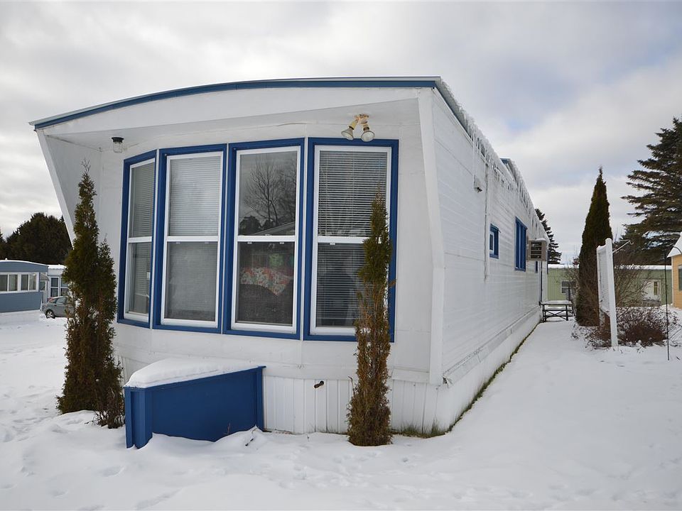 1st image of 526 N Lake St Lot 131