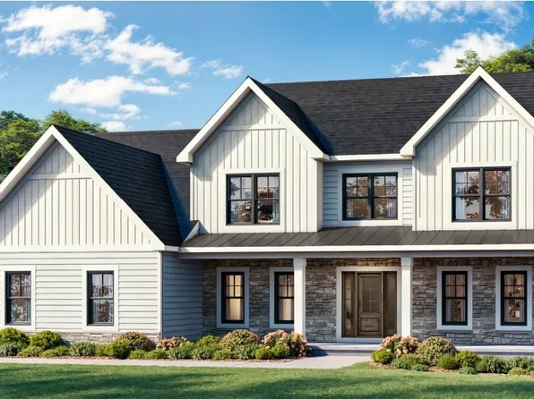 275 Bronze Leaf Trl, Greece, NY 14612