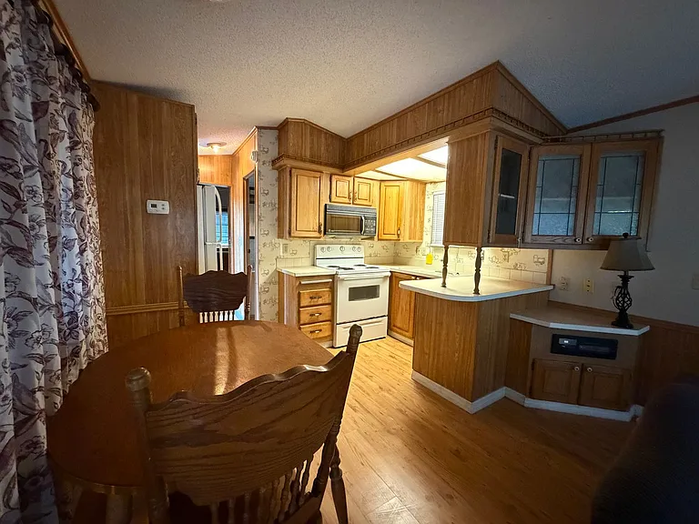 12614 Orange Lake Dr — Photo 3