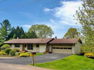 205 Vista Dr, Alma, WI 54610