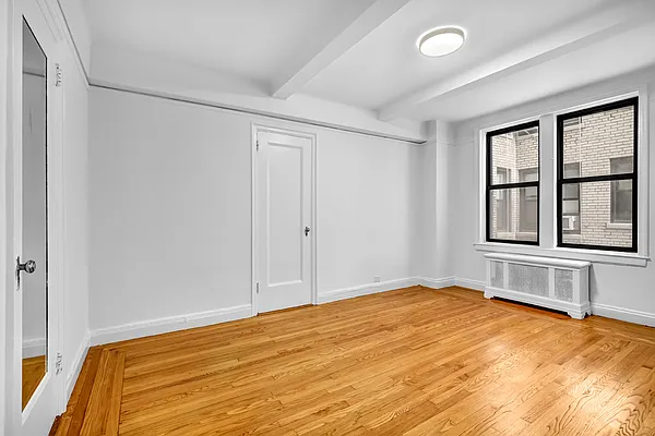 Rented by Compass | media 14