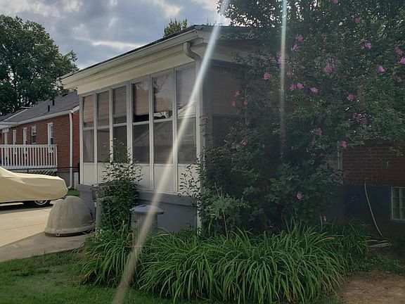 3rd image of 2515 Wendell Ave