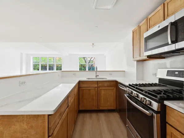 266 West 115th Street 2B image 3 of 10