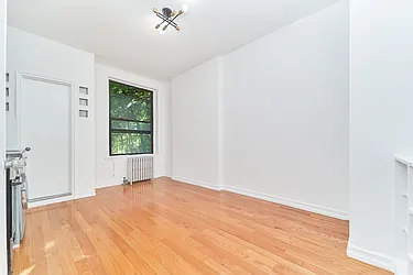 Rented by Living New York