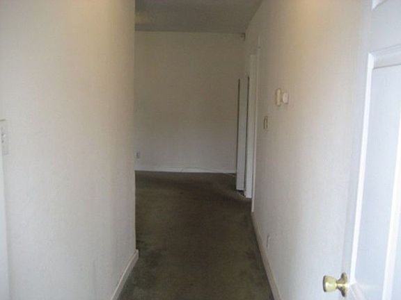 2nd image of 4521 S Van Ness Ave
