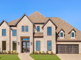 10484 Gray Hills Dr, Fort Worth, TX 76126