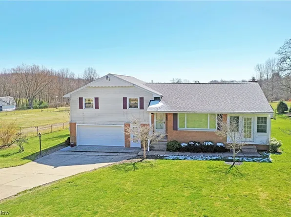 6752 Stewart Sharon Rd, Brookfield, OH 44403