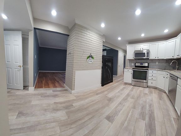 2nd image of 51 Elbow Ln