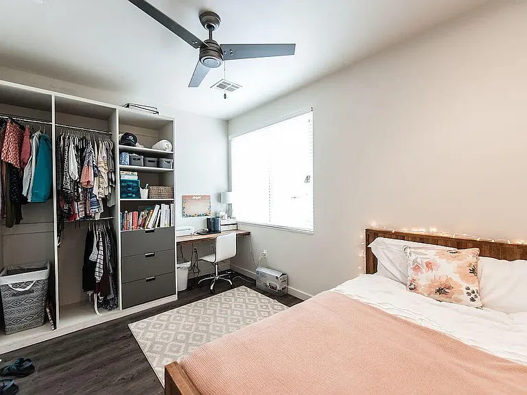718 E 5th Ave #803 — Photo 7