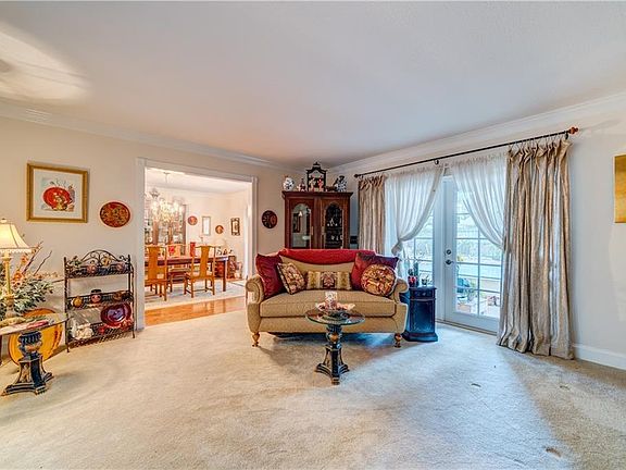 5th image of 13819 Cypress Village Cir