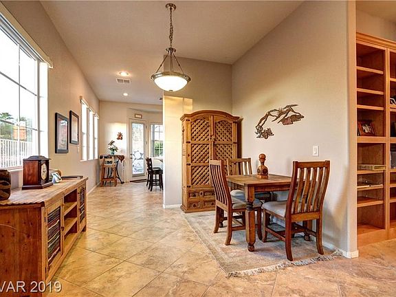5th image of 2488 Autumn Chase Ln