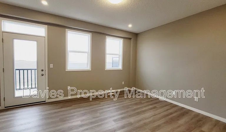 2072 Wonnacott Way SW #82 — Photo 5