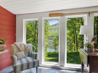 515 Hillside Rd, Pownal, VT 05261