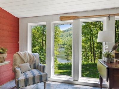 515 Hillside Drive, Pownal, VT, 05261