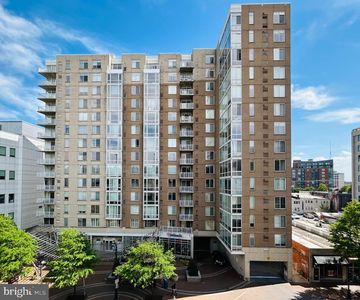 930 Wayne Ave APT 509, Silver Spring, MD, 20910