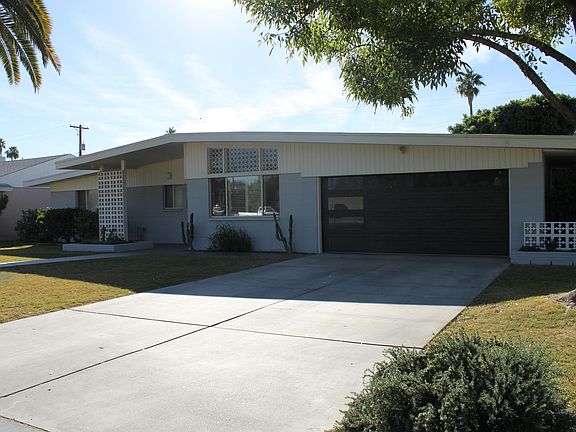 3rd image of 427 E Alameda Dr