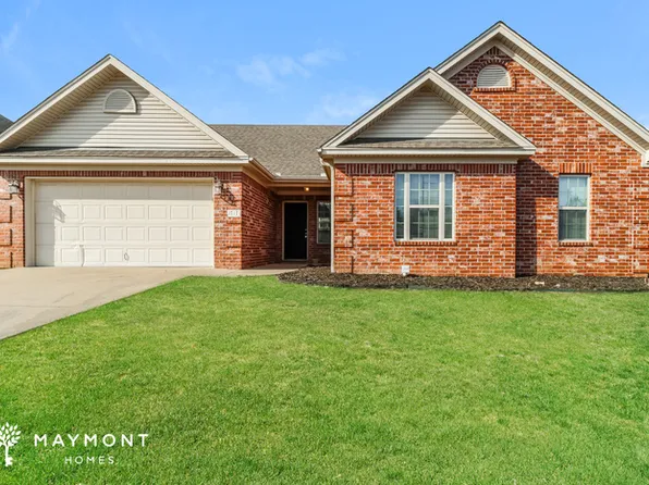 1717 White Oak Ln, Benton, AR 72019