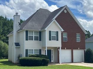 303 Millstone Dr, Hampton, GA 30228